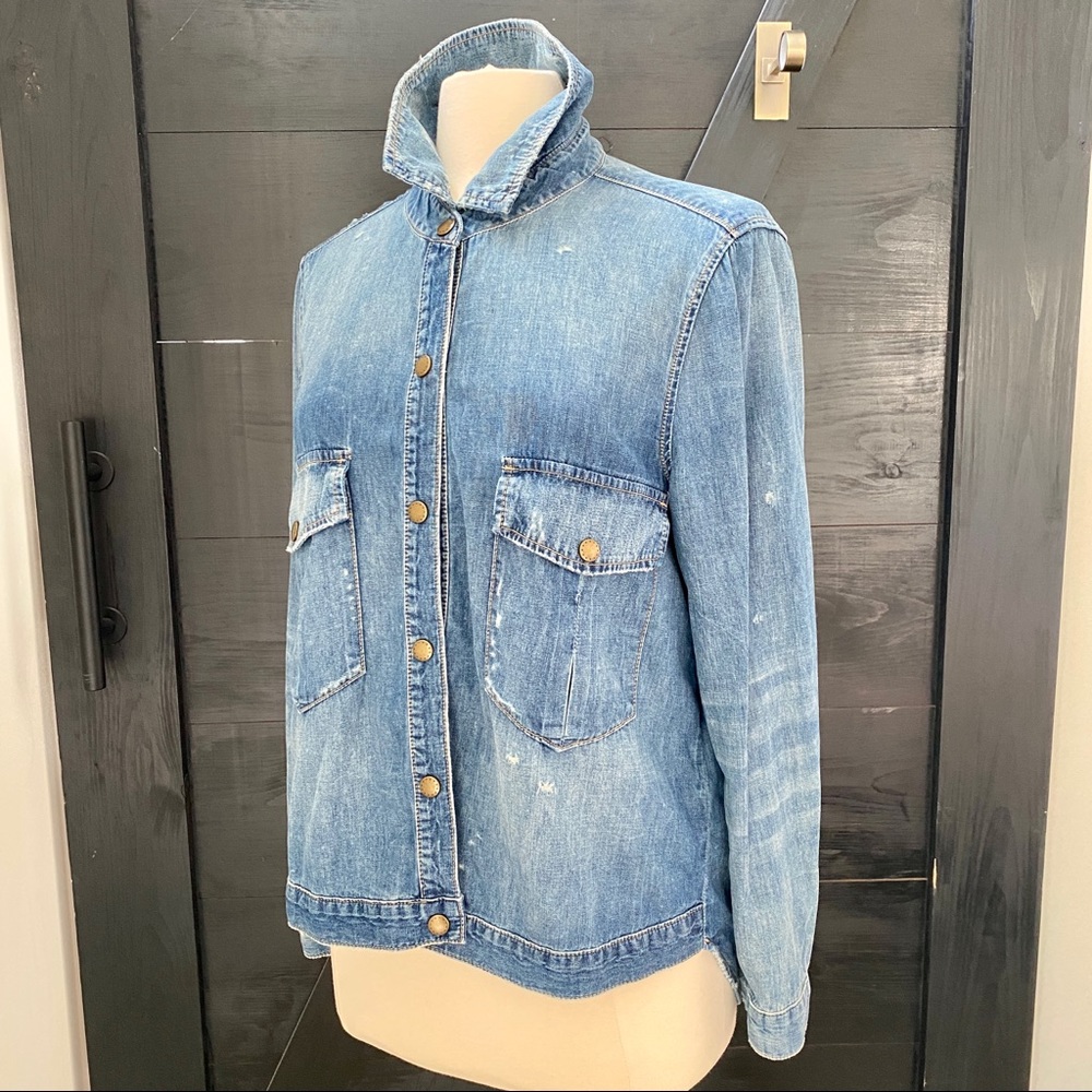THE GREAT Denim shirt jacket Size 2 Medium